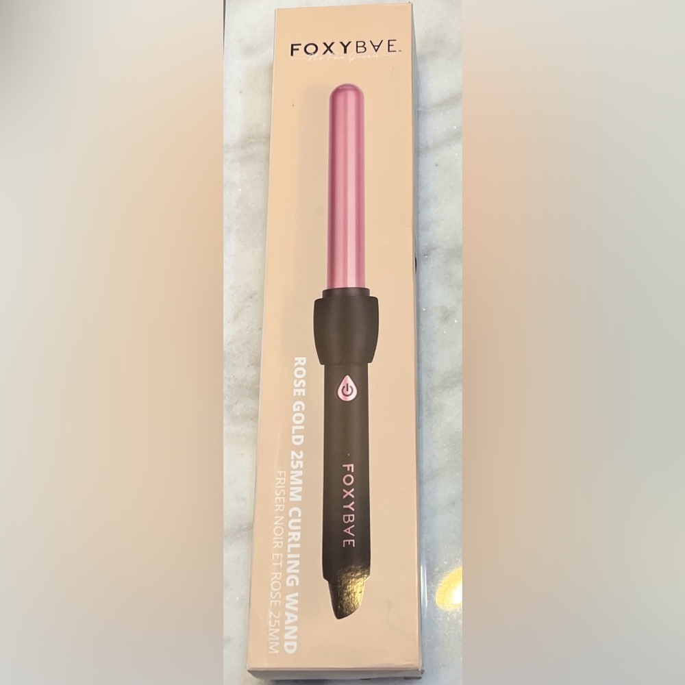 FoxyBae 25mm curling wand. Brand new never used, but taken out of box.